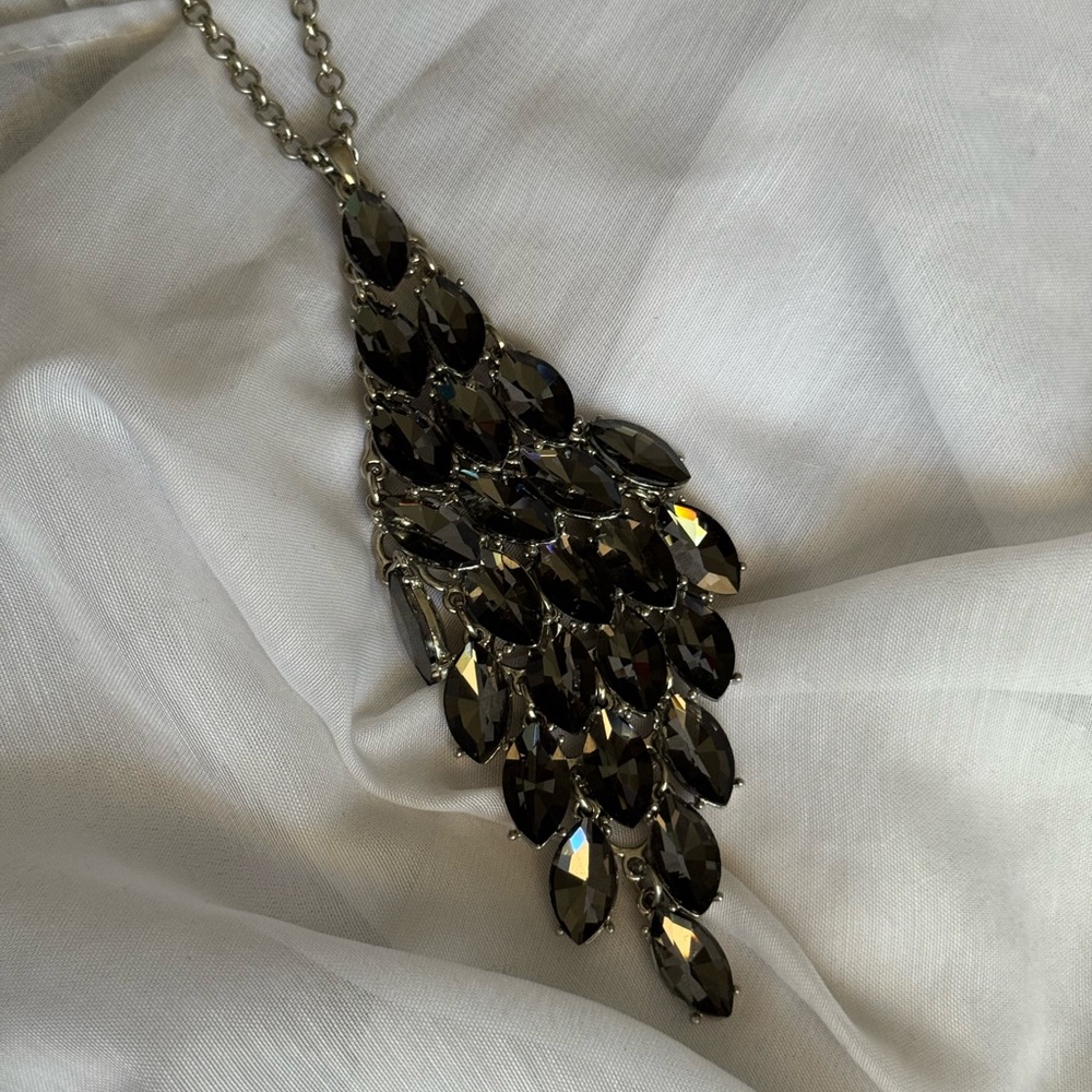 Chico’s Rhinestone Dangle Necklace - Picture 3 of 10